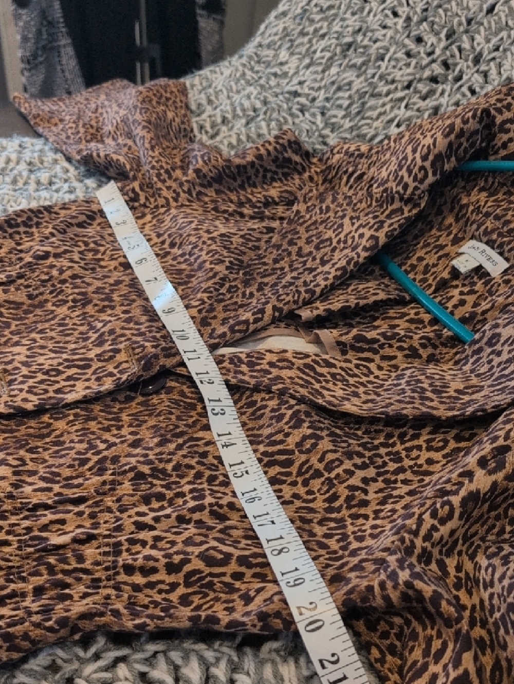 337 -Joan Rivers Leopard Jacket • Cinched Waist • Cool‑Chic Statement - Picture 7 of 10